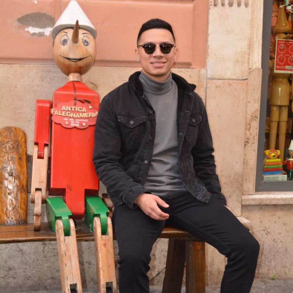 Meet your Posher, Cristian